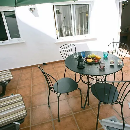 Apartment Spanish Style & Center *
